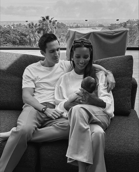 Jasmin Tookes, Black Motherhood, Interracial Family, Interacial Couples, Jasmine Tookes, Dream Family, Interracial Love, Foto Baby, Future Mom