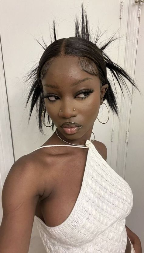 Wavy Black Hair, Natural Aesthetics, Y2k Hairstyles, Baddie Hairstyles, Wig Styles, Black Girls Hairstyles, Cute Makeup, Aesthetic Hair, Protective Hairstyles