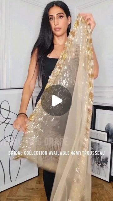 itz_pragati22 on Instagram: "Best chunni drape Idea 💡👍🏻💯#stylish" Two Dupatta Draping Styles, Chunni Draping On Lehenga, Dupatta Draping Styles, Dupatta Draping, Draping Styles, Draping Fashion, Wearing Style, Bridal Collection, Lehenga