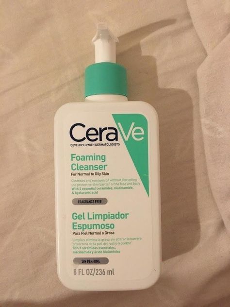 Cera Ve Aesthetic, Cera Ve, Skin Care Routine Order, Makeup Accesories, Pretty Skin Care, Skin Cleanse, روتين العناية بالبشرة, Pretty Skin, Skin Care Remedies