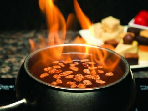 Turtle Fondue, Fondue Dippers, Melting Pot Recipes, Fondue Restaurant, Chocolate Fondue Recipe, Fondue Night, Fondue Recipe, The Melting Pot, Chocolate Turtles