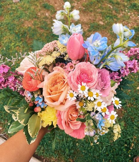 Wedding Arbor Colorful Flowers, Colorful Hoco Bouquet, Best Bouquet, Hoco Flowers, Prom Flowers Bouquet, Dance Flowers, Homecoming Flowers, Good Morning Dear, Prom Bouquet