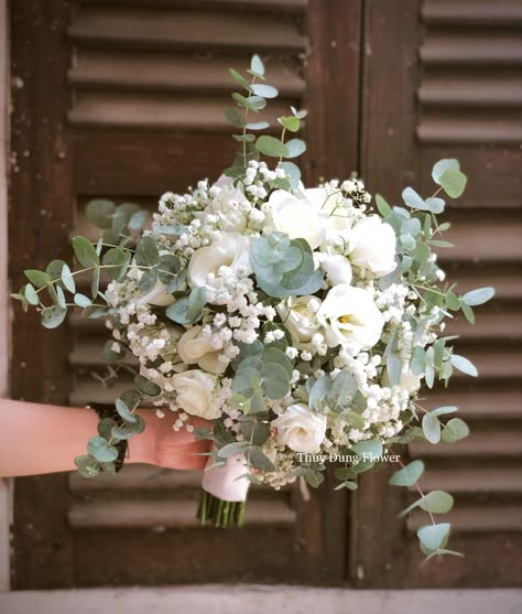 Sage Green Eucalyptus Wedding Bouquet, Eucalyptus And Babysbreath Wedding, Ecuplatus Wedding, Elegant Aisle Decor, Eucalyptus Flower Bouquet, Sage Green And White Bridal Bouquet, Eucalyptus And Babysbreath Bouquet, Greenery And Babysbreath Bouquet, White Iris Bouquet