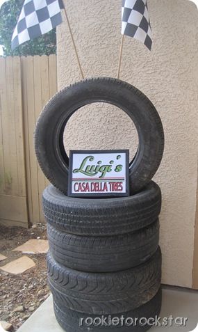 CARS party- The stacked tires w/ sign "Luigi's Casa Della Tires" is ingenious!! برق بنزين, Jeremiah 2, Flash Mcqueen, Racing Birthday, Disney Cars Party, Car Themed Parties, Car Birthday Theme, Car Party, Cars Theme Birthday Party