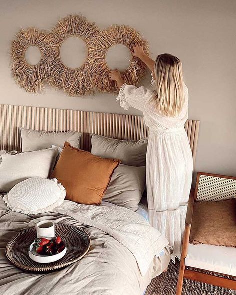 Diy Wall Decor For Bedroom, Diy Boho Decor, Dekor Diy, Diy Decor Ideas, Home Diy Decor, Diy Home Decor Bedroom, Home Diy Projects, Stylish Bedroom, Diy Home Decor Easy