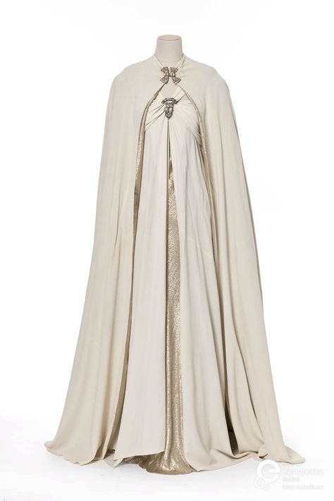 Madeleine Vionnet, Elsa Schiaparelli, Fantasy Gowns, Medieval Dress, 1930s Fashion, Fantasy Dress, Historical Dresses, Fantasy Clothing, Fantasy Fashion