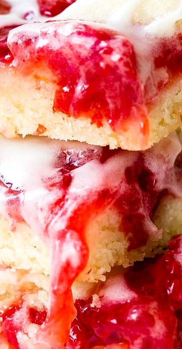 Cherry Pie Bars Recipe, Sugar Cookie Cheesecake, Pie Bars Recipe, Cherry Pie Bars, Sweet Cherry Pie, Homemade Cherry Pies, Sweet Bars, Cheesecake Oreo, Oh Sweet Basil