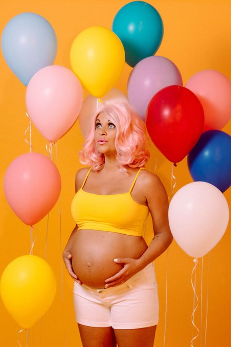 Colorful Maternity Shoot, Punk Maternity, Maturity Shoot, Beautiful Pregnancy Photos, Editorial Maternity, Modern Maternity, Beautiful Pregnancy, Maternity Photo Shoot, Pregnancy Photo