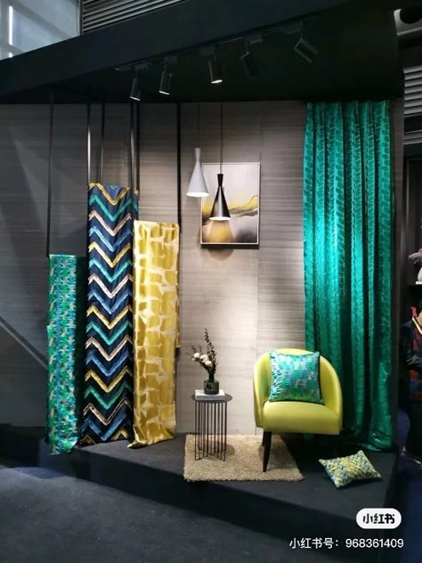 Textile Window Display, Fabric Shop Window Display, Curtain Shop Display Ideas, Furnishing Showroom Display, Curtain Display Showroom, Furniture Display Showroom, Curtain Showroom, Curtain Display, Furniture Store Display