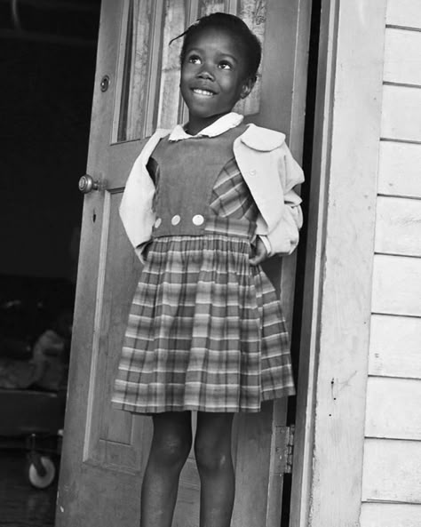 Ruby Bridges Ruby Bridges, Zora Neale Hurston, American Children, Teaching Social Studies, Civil Rights Movement, White People, African American Women, African American History, Civil Rights