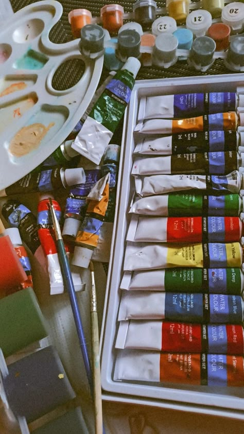 Art Supplies Photography, Painting Supplies Aesthetic, Candle Art Painting, House Party Aesthetic, Art Supplies List, Importance Of Art, Hard Edge Painting, Artsy Photography, Sky Art Painting