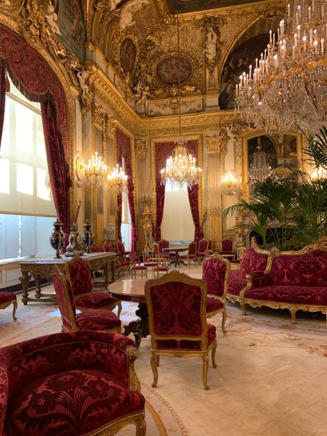 Louvre Napoleon Apartments, Napoleon Apartment Paris, Paris Core, Bloxburg Apartment, Elegant Mansion, Classical Interior, Castles Interior, Baroque Architecture, Louvre Museum