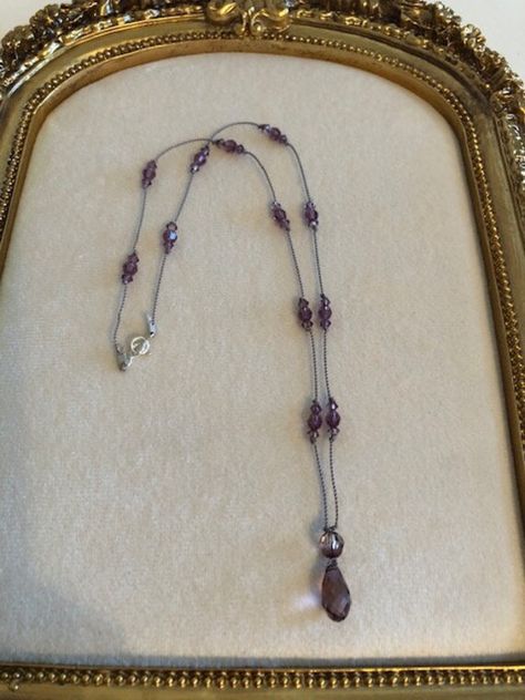 Beautiful Purple Swarovski Crystal Necklace Crystal Necklaces Aesthetic, Antique Things, Funky Jewellery, Jewellery Diy, Jewelry Wardrobe, Nice Jewelry, Jewelry Lockets, Purple Jewelry, Purple Necklace