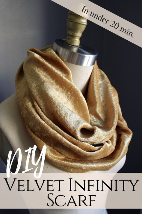 How to make this DIY sewn fabric Infinity Scarf with this easy tutorial. #sewing #beginnersewing #sewingproject Velvet Sewing Ideas, Pretty Summer Tops, Summer Dresses Diy, Infinity Scarf Tutorial, Drawstring Bag Tutorials, Velvet Scarf, Tshirt Refashion, Clothing Upcycle, Diy Tops