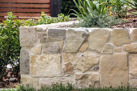 Stone Veneer Retaining Wall, Limestone Retaining Wall Ideas, Front Yard Wall, Low Stone Wall Garden, Limestone Walls Landscape, Stone Cladding Retaining Wall, Stone Garden Wall, Retaining Wall Bricks, Limestone Block Retaining Wall