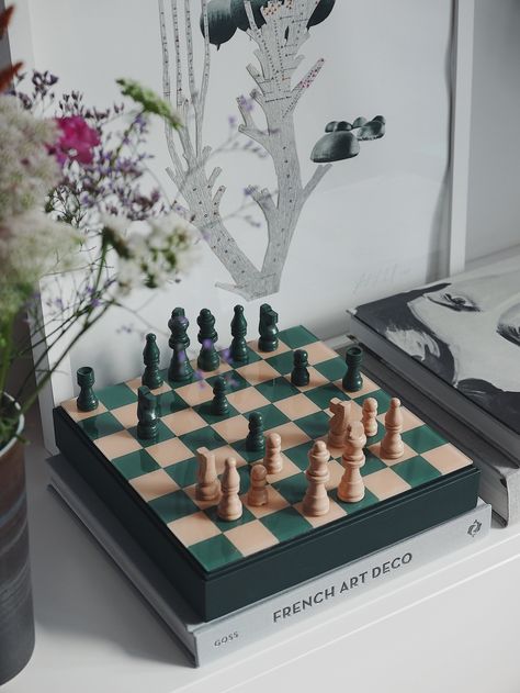 Decorative Chess Set, Chess Board Decor, Chess Interior Design, Chess Set Aesthetic, Chessboard Aesthetic, Chess Set Decor Living Rooms, Beautiful Chess Board, Chess Board Aesthetic, Chess Home Decor