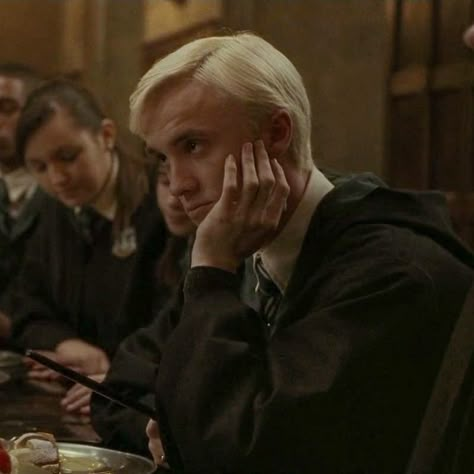 Slytherin Icons, Half Blood Prince, Gif Hunt, Half Blood, A Well, Draco Malfoy, Harry Potter, Gif, Books