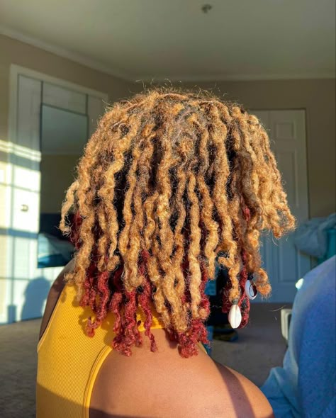 Red And Blonde Locs, Men Dread Styles, Loc Colors, Dyed Locs, Dyed Dreads, Red Dreads, Dyed Curly Hair, Loc Inspiration, Loc Hairstyles