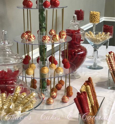 Ruby Red And Gold Party Decorations, Red Black And Gold Treat Table, Red Black And Gold Candy Table, Red Black And Gold Dessert Table, Red Carpet Dessert Table, Red Candy Table Ideas, Red Quince Snack Table, Red Quince Dessert Table, Red And Gold Candy Table