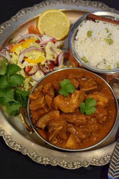 Pork Veenjaali (Indian-style pork curry with a sweet, spicy… Pork Vindaloo, Gluten Free Chilli, Pork Curry, Indian Flat Bread, Curry Recipes Indian, Using A Pressure Cooker, Thai Curry, Curry Chicken Recipes, Coconut Curry