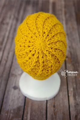 Crochet Spiral Beanie Pattern Free, Crochet Hats Free Pattern Magic Circle, Magic Circle Crochet Beanie, Spiral Crochet Hat Pattern Free, Crochet Spiral Hat, Spiral Crochet Hat, Crochet Baby Boy Hat, Magic Circle Crochet, Crochet Spiral