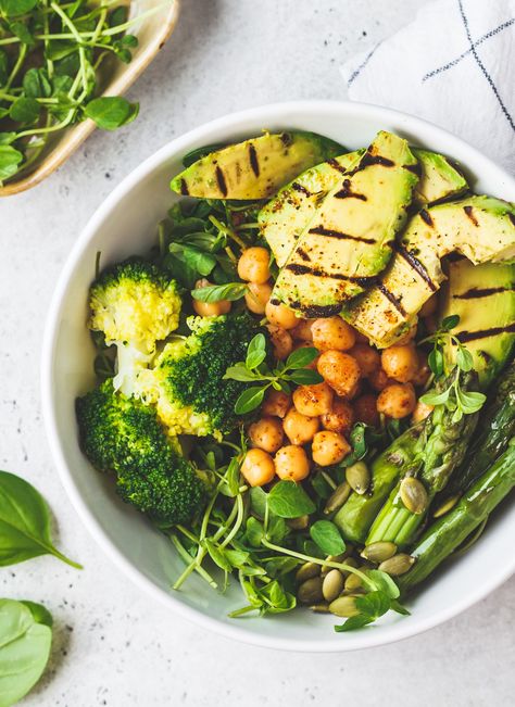 Why Fiber Matters and High-Fiber Gluten-Free Foods List Protein Calculator, Pea Sprouts, Lucy Rose, Grilled Avocado, Vegan Vitamins, Sample Meal Plan, Vegan Bowls, Free Meal Plans, Food Concept