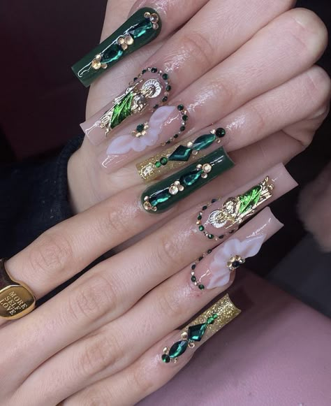 follow simon for more Green And Gold Nails Coffin, Green San Judas Nails, San Juditas Nails, San Judas Tadeo Nails, San Judas Nails, Virgencita Nails, Saints Nails, Mexican Nails, Quince Nails