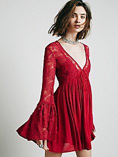 With Love Dress Blond Rose, Red Bell Sleeve Dress, Lace Bell Sleeve Dress, Lace Dress Boho, Valentines Day Dresses, Long Layered Haircuts, Estilo Boho Chic, Hot Hair Styles, Lace Babydoll