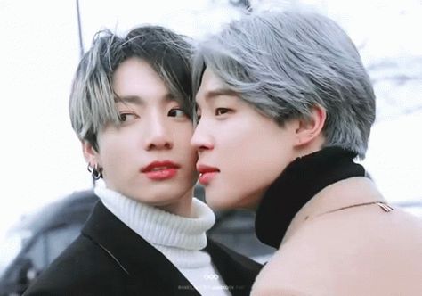 Jikook Kookmin GIF - Jikook Kookmin Bts - Discover & Share GIFs Jikook Gif, About Bts, Park Jimin Bts, Jimin Jungkook, Bts Boys, Bts Memes, Bts Funny, Kim Seokjin, Bts Jimin