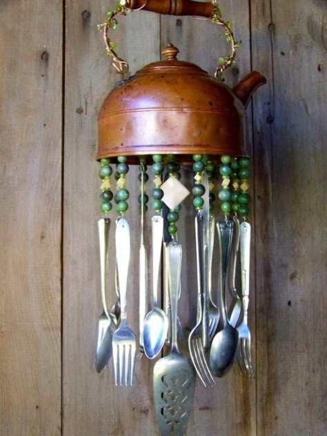 Windchimes Diy, Carillons Diy, Wind Chimes Homemade, Hantverk Diy, Silverware Crafts, Furniture Business, Spoons And Forks, Wind Chimes Craft, Silverware Art