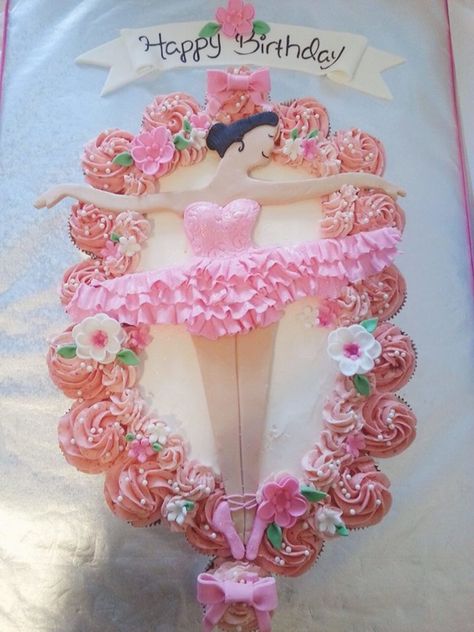 Ballet Cakes, Ballerina Cupcakes, Ballerina Cakes, Cake Photos, Shaped Cake, Cupcake Art, Cake Central, Ballerina Party, Ballerina Birthday