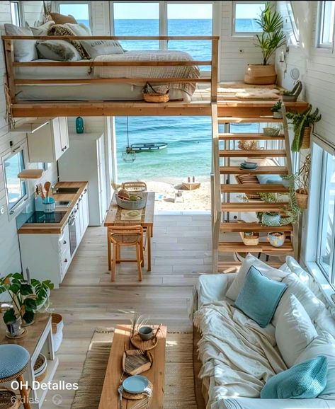 Design Casa Piccola, Tiny Beach House, Unique Floor Plans, Tiny House Loft, Cottage Interior, Casa Vintage, Coastal Bedrooms, Beach House Interior, Beach House Design