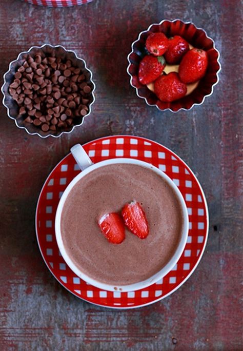 {New post} Strawberry hot chocolate recipe, so easy to make rich, smooth and creamy hot chocolate with fresh strawberries, this is so delicious and addictive, try it once to know!  Click this link for full recipe with step by step photos==> http://cookclickndevour.com/strawberry-hot-chocolate-recipe  #cookclickndevour #recipeoftheday #strawberryhotchocolate #hotchocolate #indianfoodbloggers #strawberries Strawberry Hot Chocolate, Creamy Hot Chocolate, Espresso Recipes, Cocoa Drink, Strawberry Drinks, Hot Chocolate Recipe, Refreshing Summer Drinks, Chocolate Recipe, Hot Chocolate Recipes