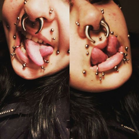 Body Mods Extreme, N Tatoos, Piercing Claims, Angel Fangs, Emo Drawing, Tongue Split, Cool Piercing, Split Tongue, Eyebrow Piercings