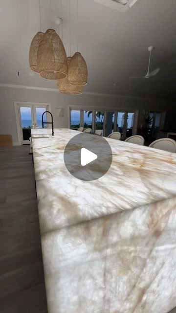 SUMMIT STONE on Instagram: "Making waves from Arizona to the Caribbean 🌊  We took on the challenge of fabricating and shipping these absolutely beautiful crystallo slabs from Phoenix AZ to the US Virgin Islands 🇻🇮✨   Although logistically challenging, we pulled through thanks to an amazing team composed of builders, designers and homeowners. Cheers to getting it done!! 👊🏼  Fabrication & installation: @summitstoneaz  Electrician: @arizonacustomelectric  Design: @designsbybridge  Slabs: @thestonecollection   #backlit #crystallo #cristallo #quartzite #countertops #backlitcountertop #luxurylifestyle #miami #stcroixusvi #caribbean #virginislands #fabrication #installation #arizonacontractor #quartzcountertops #led #iluminacion #iluminação #brazil #electrical #logistics" Illuminated Quartz Countertop, Light Up Countertops, Cristallo Quartzite Countertops, Perla Venata Quartzite Countertops, Led Countertops, Light Up Countertop, Illuminated Countertop, Cristallo Quartzite Kitchen, Ceiling Soffit