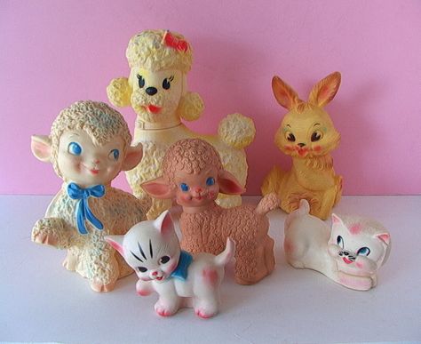 Cutest Vintage 1950s Rubber BABY ANIMALS Squeak by Blackberrywoods, $195.00 Chenille Flowers, Rushton Toys, Easter Toys, Popular Toys, Ideas Vintage, Vintage Memory, Vintage Kitsch, Style Photo, Retro Toys