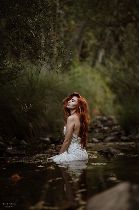 Lake Portrait, Fairytale Photoshoot, Fairy Photoshoot, Outdoor Portrait Photography, Lake Photoshoot, Bouidor Photography, Water Shoot, Lightroom Presets For Portraits, Beautiful Photoshoot Ideas