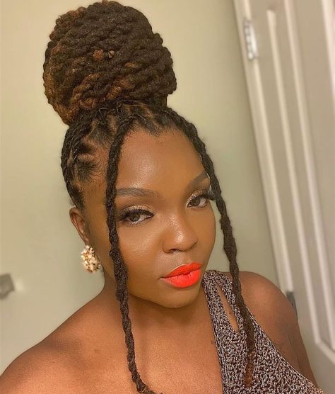 LocNationThe Movement on Instagram: “The bun... • How do you guys wear your hair when you go out? • 😍😍😍 @malija_ .. • #blackgirls #divine #king #queen #natural #naturalhair…” Loc Bun Hairstyles, Dreadlock Bun, Loc Bun, Loc Inspiration, Loc Hairstyles, Beautiful Locs, Dreads Girl, Beautiful Dreadlocks, Short Locs Hairstyles