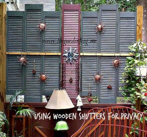 Using wood shutters for privacy on a deck Shutter Fence Privacy Screens, Shutter Privacy Screen, Louvered Door Ideas, Porch Privacy, No Privacy, Plastic Shutters, Deck Privacy, Old Shutters, Deck Projects