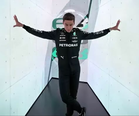 George Russell Meme Funny, George Russell Pose, George Russell Funny, F1 George Russell, Princess George, George Russel, Walking Meme, F1 Memes, Mick Schumacher