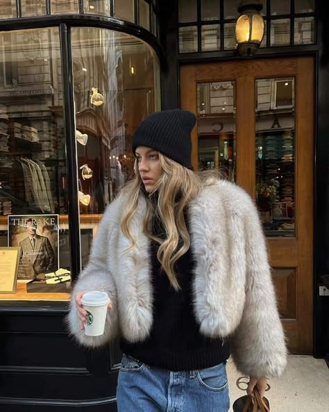 Thanksgiving Outfits Women, Fur Outfit, Stile Blair Waldorf, Adrette Outfits, Thanksgiving Outfit Ideas, Cute Thanksgiving Outfits, What To Wear Fall, Thanksgiving Outfit Women, Fest Outfits