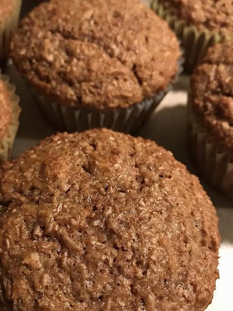 Easy Bran Muffin Recipe, Cafe Meals, Cereal Muffins, Bariatric Protein, Raisin Bran Muffins, Bran Muffin, Muffins Blueberry, Bran Muffin Recipes, Source Of Fiber