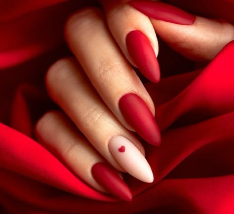 Matte red nails with heart nail art. Red Nail Matte, Mate Red Nails, Red Nails With Art, Matte Red Nails Design, Matt Red Nails, Red Inspired Nails, Red Matte Nails Design, Red Nails With Heart, Red Nails Matte