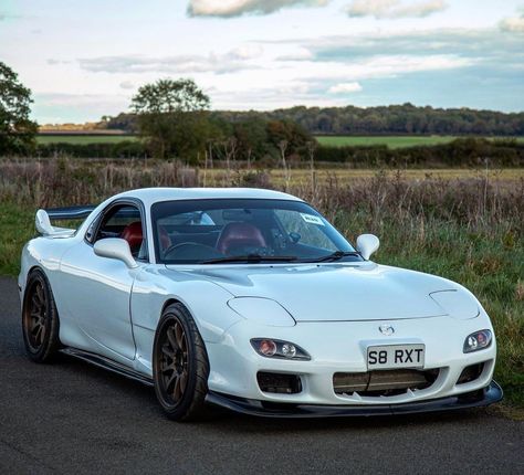 Mazda R8, Car References, Rx7 Fd, Rx 7, Mazda Rx7, Street Racing, Dream Garage, Automobile Industry, Drift Cars