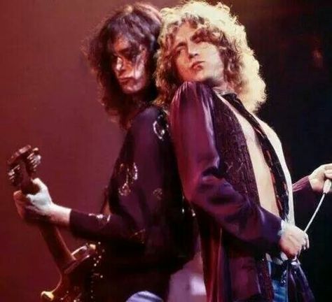 Jimmy Page and Robert Plant!!!! I am in love with this picture!!!!! Page And Plant, Robert Plant Led Zeppelin, Greatest Rock Bands, Led Zep, Whole Lotta Love, I'm With The Band, Robert Plant, Jimmy Page, Mötley Crüe