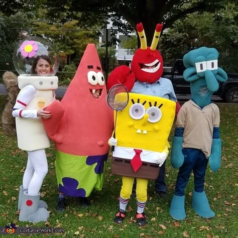 Miss Puff Spongebob Costume, Spongebob Halloween Costumes Group, Squidward Costume Diy, Family Spongebob Costumes, Spongebob Family Halloween Costumes, Spongebob Costumes Group, Spongebob Character Costumes Diy, Diy Spongebob Characters Costume, Spongebob Family Costume