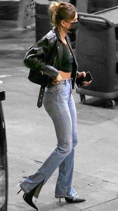 Hailey Bieber Jeans And Heels, Hailey Baldwin Jeans, Hailey Bieber Boots, Hailey Baldwin Outfits, Alice Dellal, Paris Outfit Ideas, Madison Beer Outfits, Fall Boots Outfit, Hailey Baldwin Style