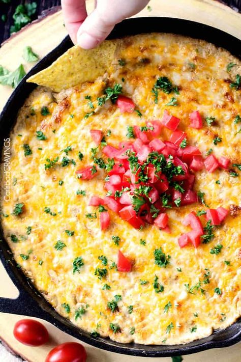 Mexican Corn Dip Recipe, Corn Queso Dip, Easy Mexican Corn, Sausage Queso Dip, Skillet Queso, Corn Dip Recipe, Mexican Corn Dip, Corn Dip Recipes, Corn Cheese