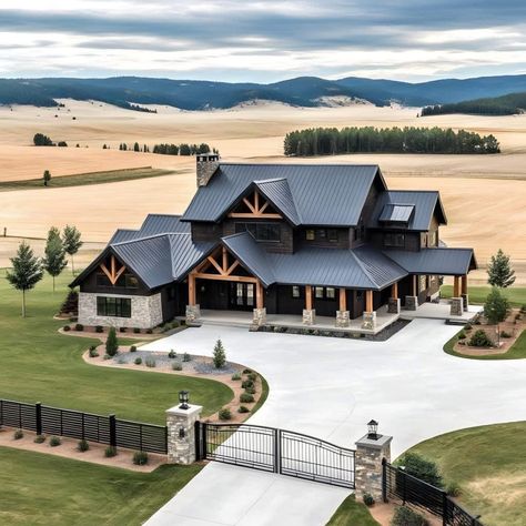 Dream Barndominium, Country Home Exterior, House With Land, Metal Building House Plans, Mansion Exterior, Barn House Design, Horse Ideas, Barn Style House Plans, Dream Life House