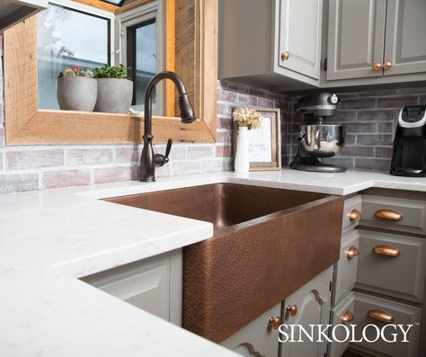 Sinkology + Pfister Design Kits make installing your new dream farmhouse kitchen sink an easy possibility. Dream Farmhouse Kitchen, Copper Kitchen Sink Farmhouse, Farmhouse Kitchen Inspiration, Copper Kitchen Sink, Apron Sink Kitchen, Single Bowl Kitchen Sink, Copper Sink, Kitchen Dinning, Farmhouse Sink Kitchen